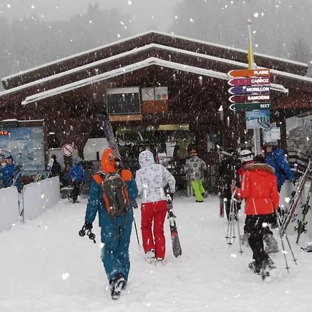 Mobilhome A 2 Pas Remontes Campsite *